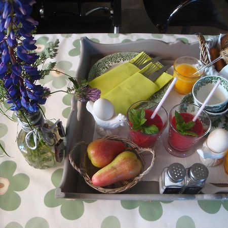 Bed And Breakfast De Zwanebloem Elburg Eksteriør bilde