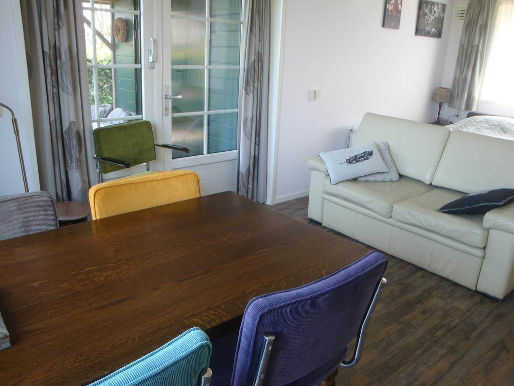 Bed And Breakfast De Zwanebloem Elburg Rom bilde